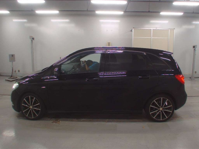 MERCEDES BENZ B CLASS 2012