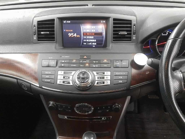 NISSAN FUGA 2008