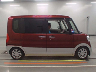 DAIHATSU TANTO 2017
