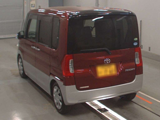 DAIHATSU TANTO 2017
