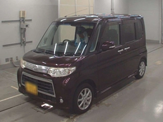 DAIHATSU TANTO 2011