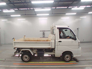 DAIHATSU HIJET TRUCK 2011
