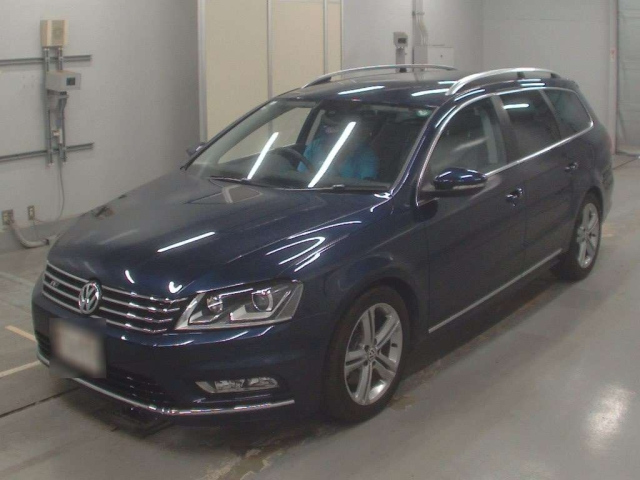 VOLKSWAGEN PASSAT VARIANT 2014