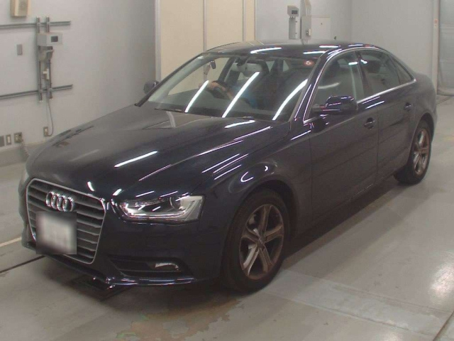 AUDI A4 2014