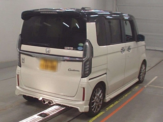 HONDA N BOX 2017