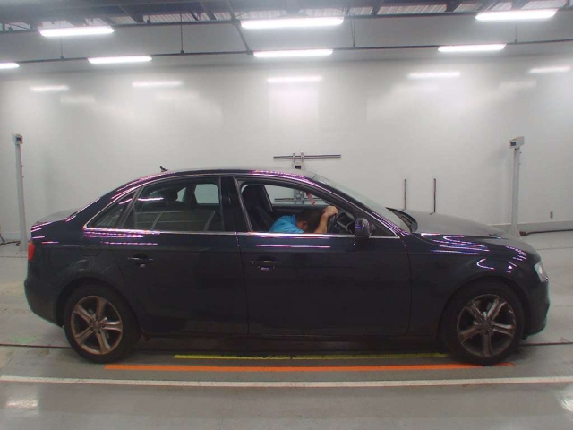 AUDI A4 2014