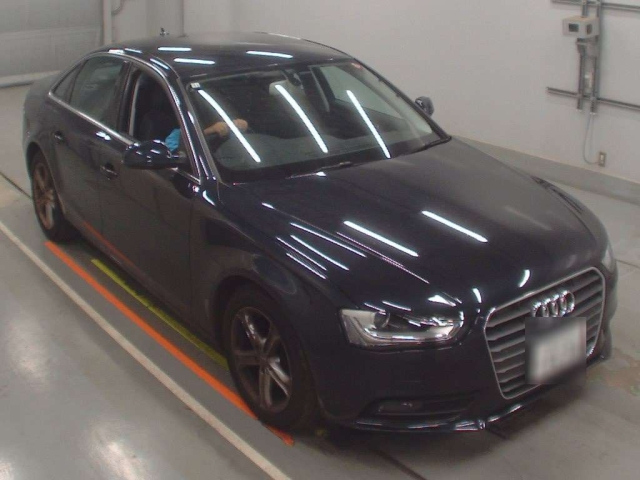 AUDI A4 2014