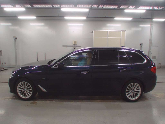 BMW 5 SERIES 2017