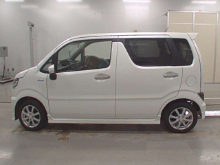 SUZUKI WAGON R 2024