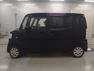 HONDA N BOX 2017