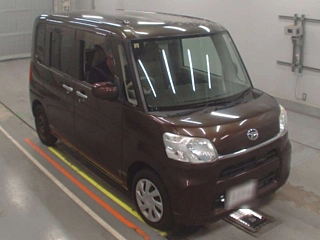 DAIHATSU TANTO 2014