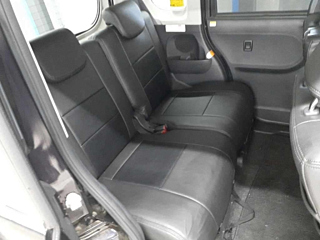 DAIHATSU TANTO 2015