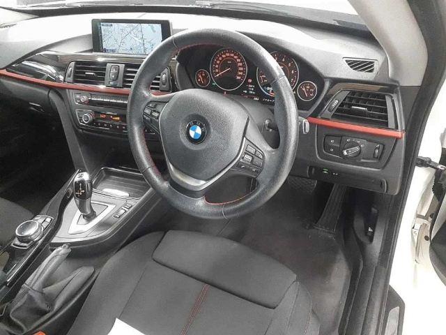 BMW 3 SERIES 2013