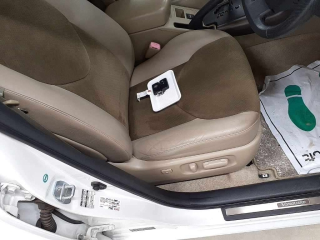 TOYOTA VANGUARD 2011