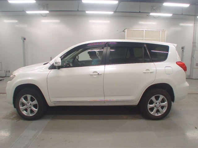 TOYOTA VANGUARD 2011
