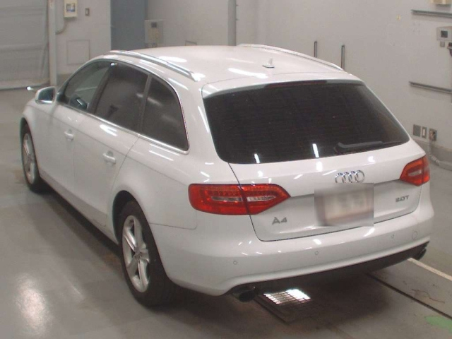 AUDI A4 2013