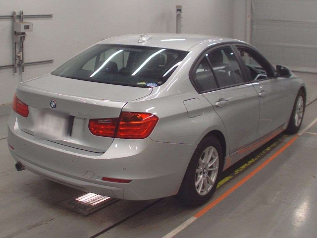 BMW 3 SERIES 2012