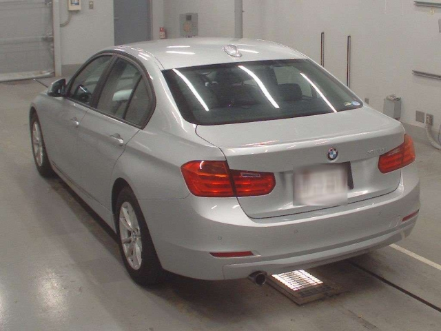 BMW 3 SERIES 2012