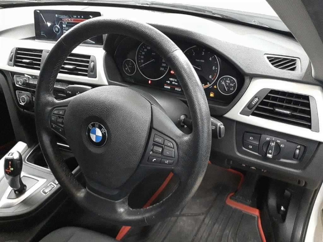 BMW 3 SERIES 2016