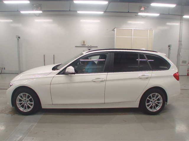 BMW 3 SERIES 2016