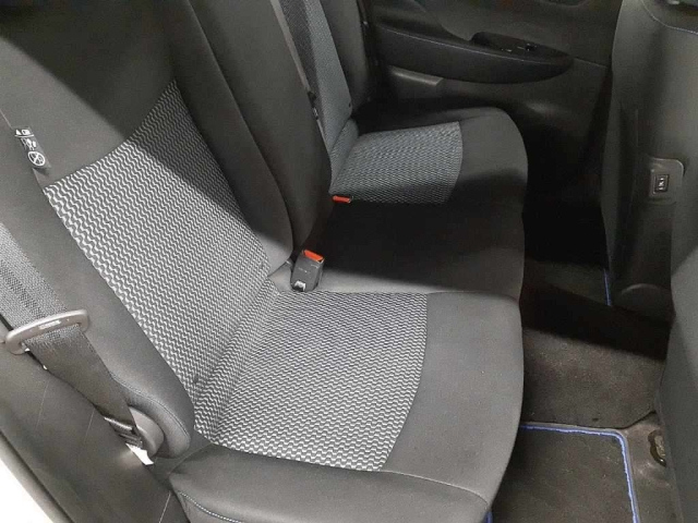 NISSAN LEAF 2020