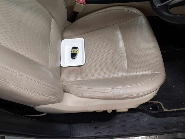 SUBARU LEGACY B4 2017