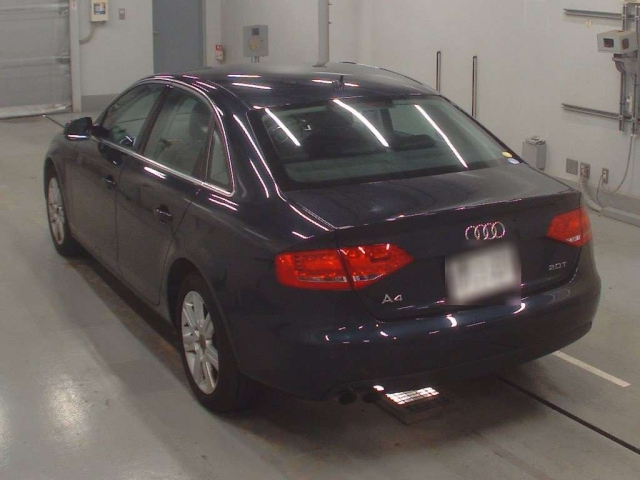 AUDI A4 2012