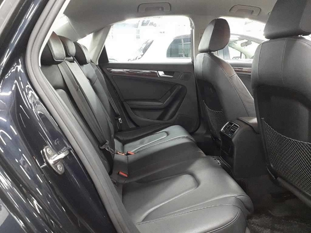 AUDI A4 2012
