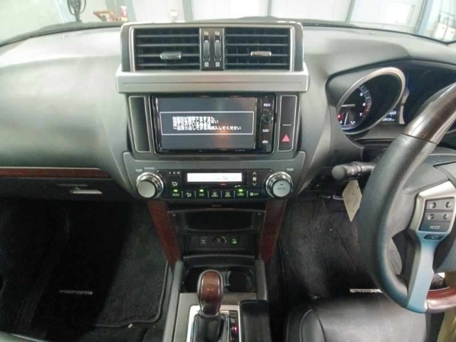 TOYOTA LAND CRUISER PRADO 2015