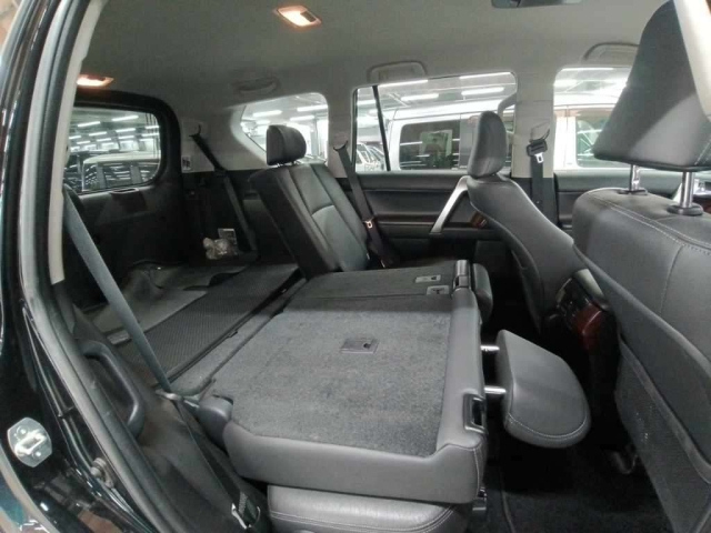 TOYOTA LAND CRUISER PRADO 2015