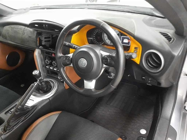 TOYOTA 86 2021