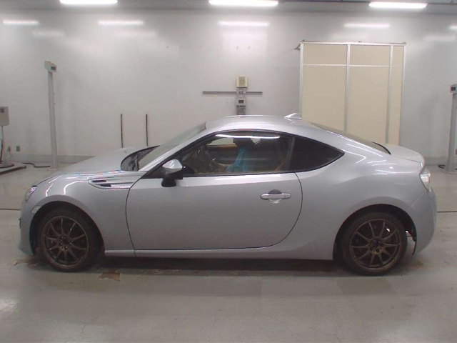 TOYOTA 86 2021
