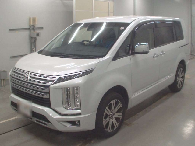 MITSUBISHI DELICA D5 2023