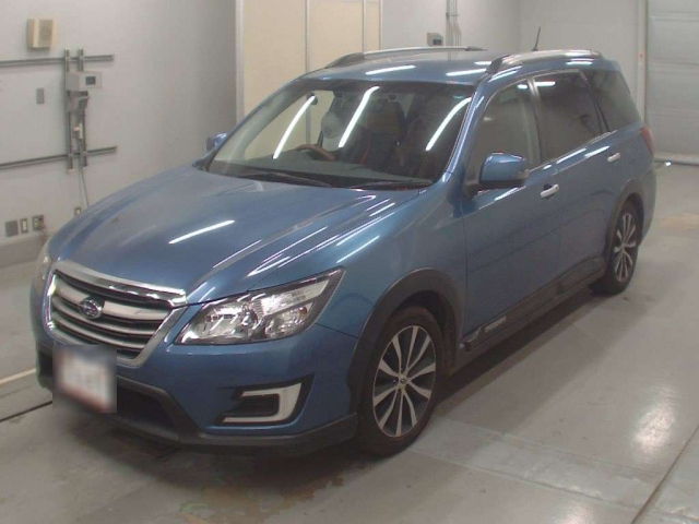 SUBARU EXIGA 2017