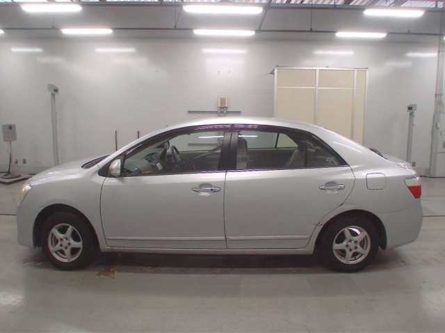 TOYOTA PREMIO 2008