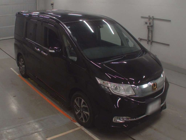 HONDA STEP WAGON 2017