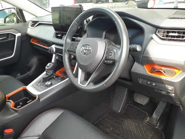 TOYOTA RAV4 2023