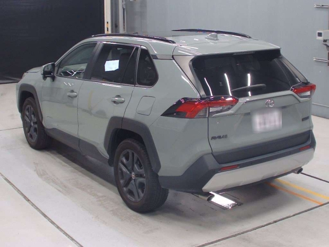 TOYOTA RAV4 2023