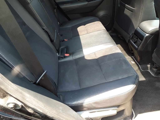 TOYOTA HARRIER 2017