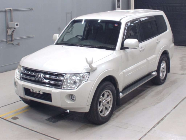 MITSUBISHI PAJERO 2010