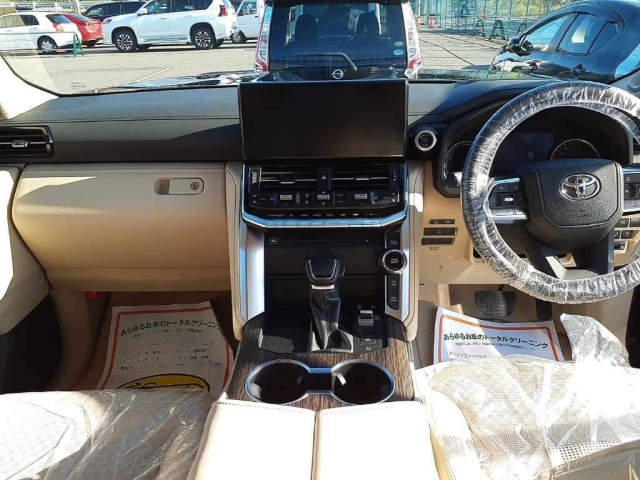 TOYOTA LAND CRUISER 2021