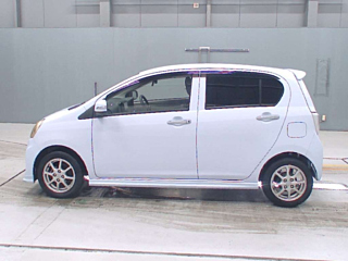 DAIHATSU MIRA E S 2014
