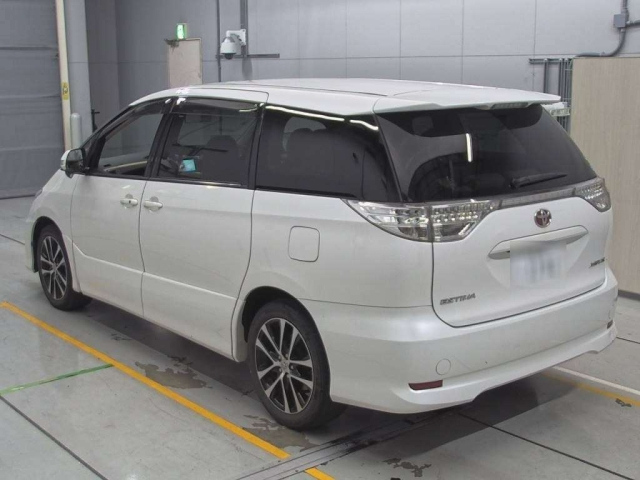 TOYOTA ESTIMA 2012