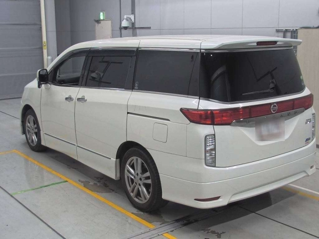 NISSAN ELGRAND 2012