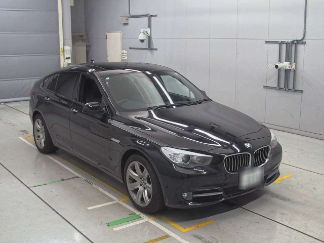 BMW 5 SERIES 2011