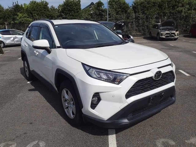 TOYOTA RAV4 2021