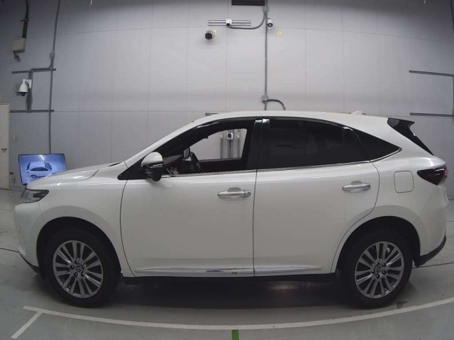 TOYOTA HARRIER 2018