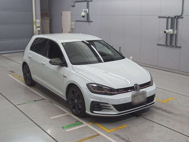 VOLKSWAGEN GOLF 2018