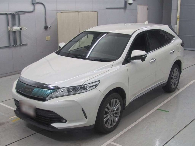 TOYOTA HARRIER 2018