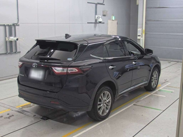 TOYOTA HARRIER 2018